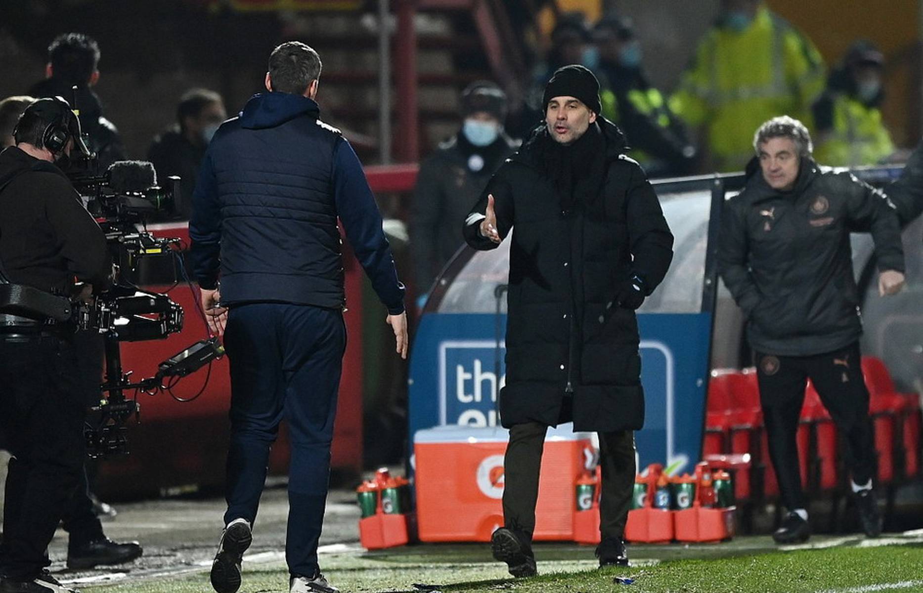 际雪联世界 际雪联世界